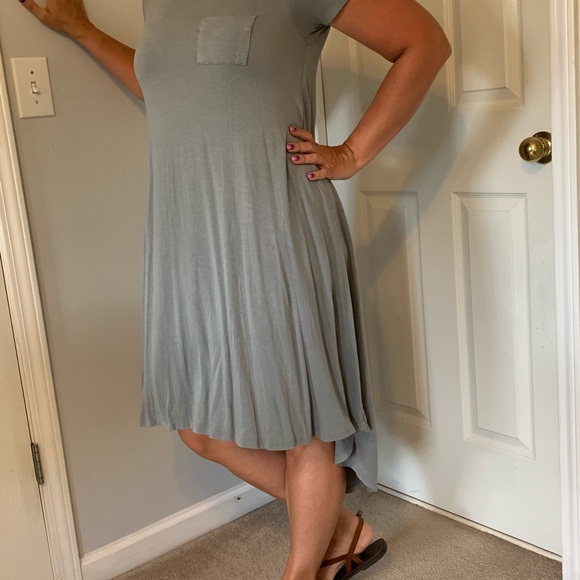 😎 LULAROE CARLY DRESS - Grey- Size XS - Picture 9 of 10